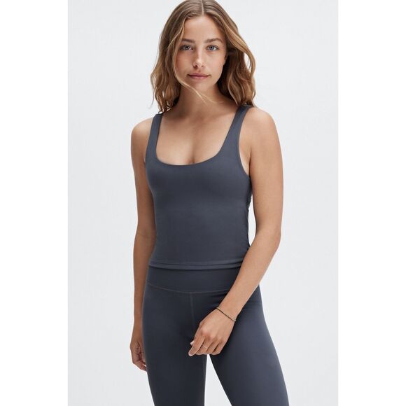 Fabletics Oasis Twist Back Built In Bra Tank In Pewter/Gray Size M - Picture 3 of 12